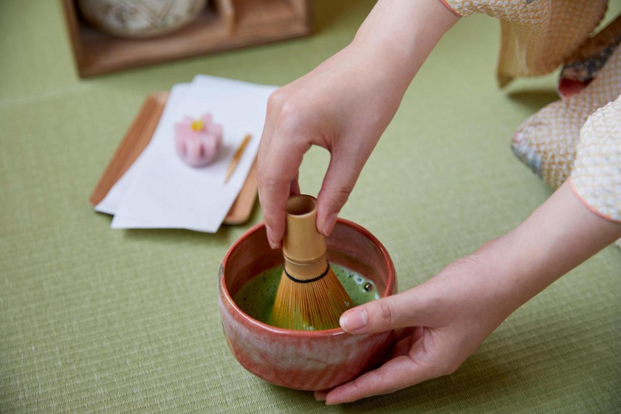 古今 天下茶屋 With A Private Parking Lot And A Half Open-Air Bath And Direct To Kix Villa Ōsaka Eksteriør bilde